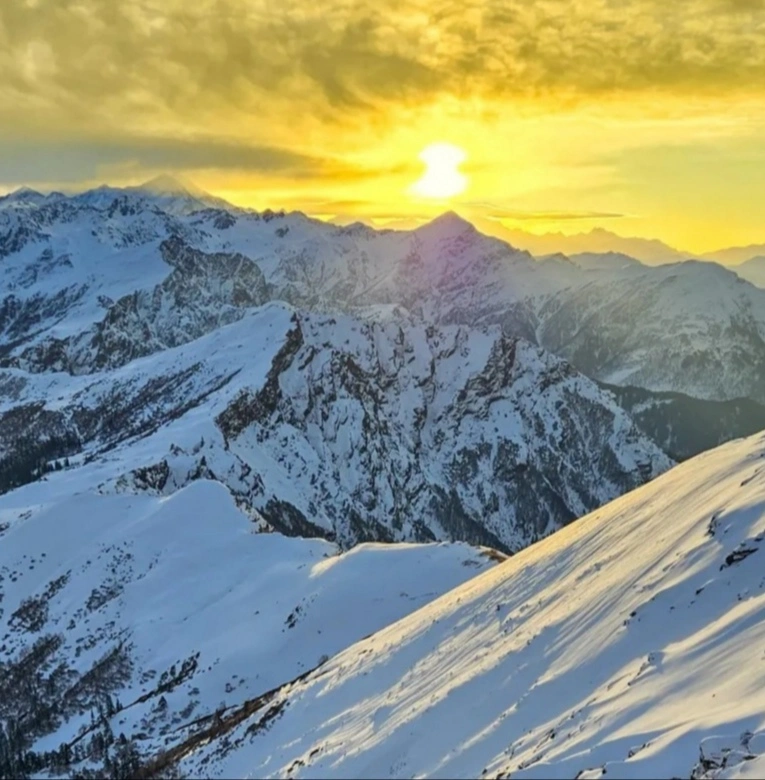 Kedarkantha Trek